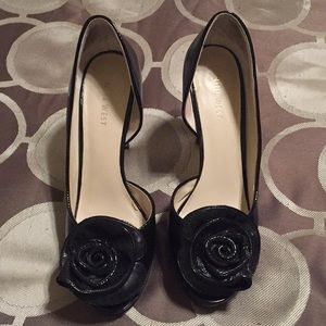 Beautiful black peep toe pumps
